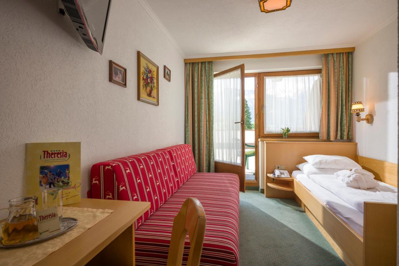 Hotel Theresia Ramsau im Zillertal Ngoại thất bức ảnh